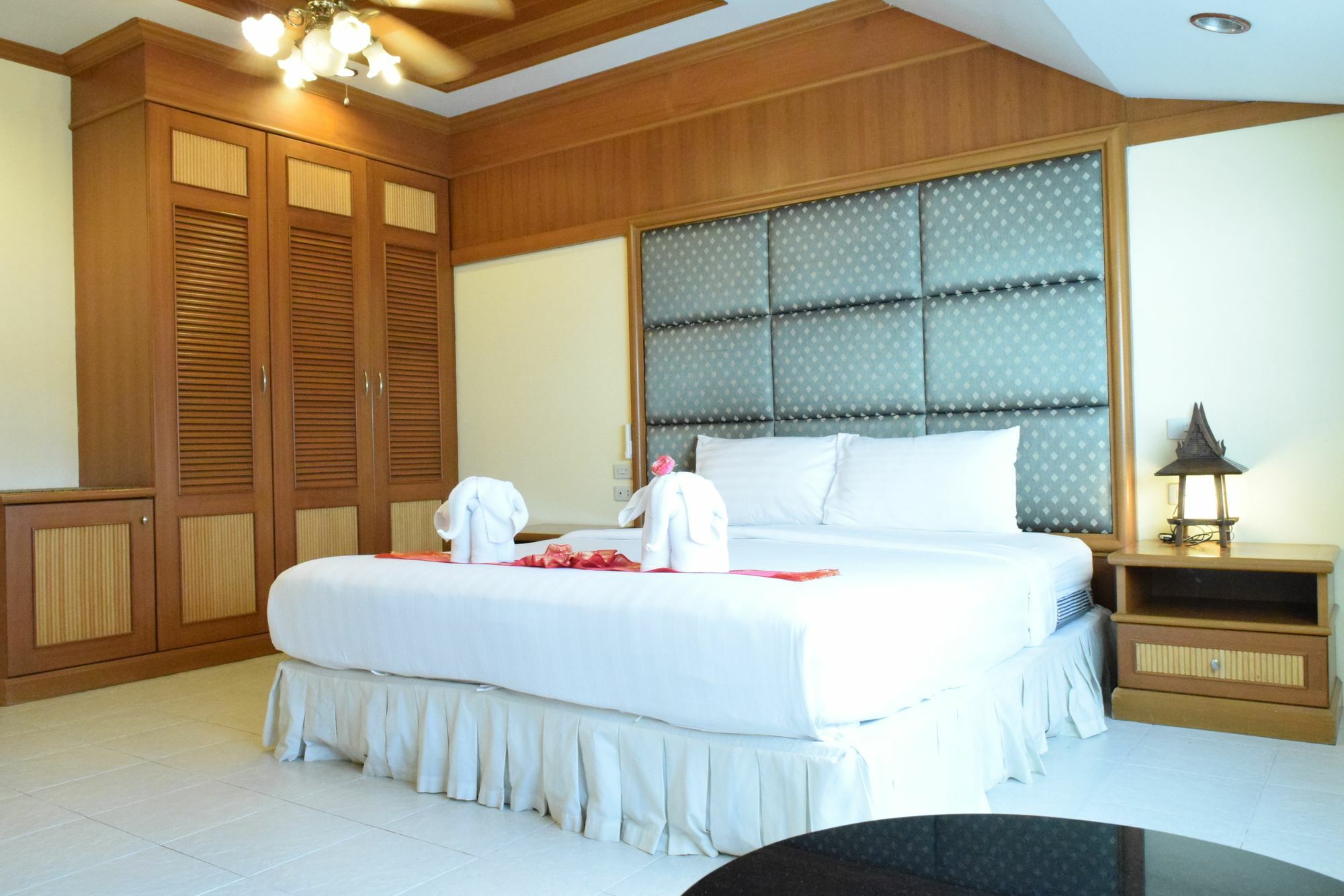 Sea Dream Patong Exterior foto
