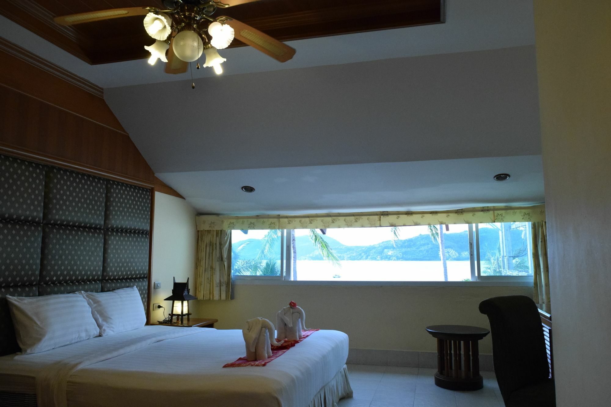 Sea Dream Patong Exterior foto