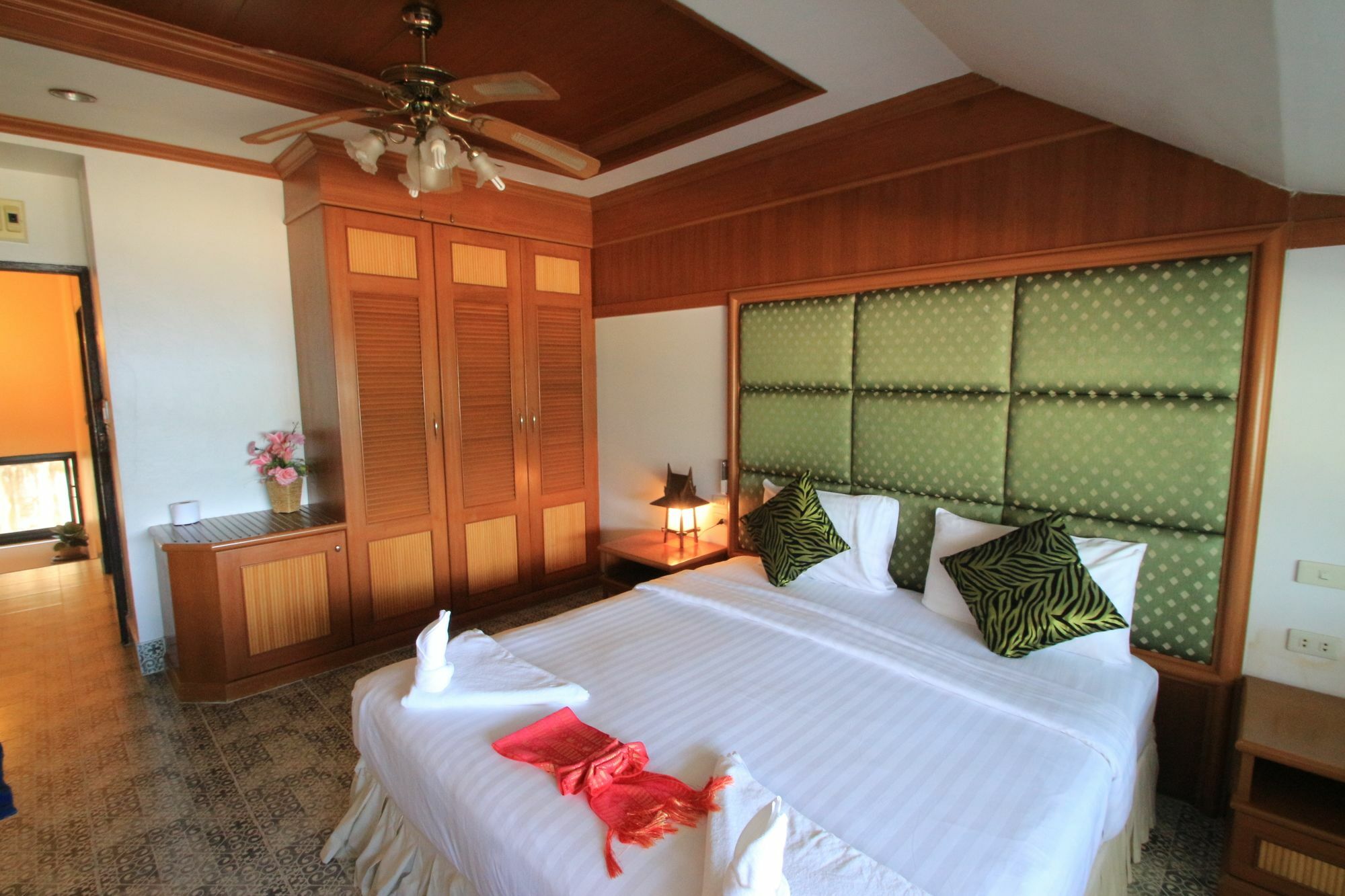 Sea Dream Patong Exterior foto